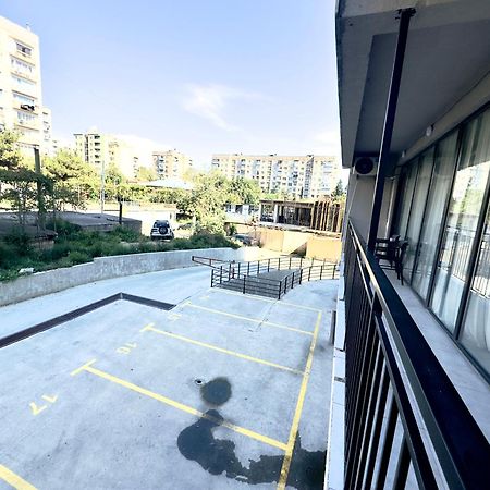 Gss - 5 Apartment Tbilisi Buitenkant foto