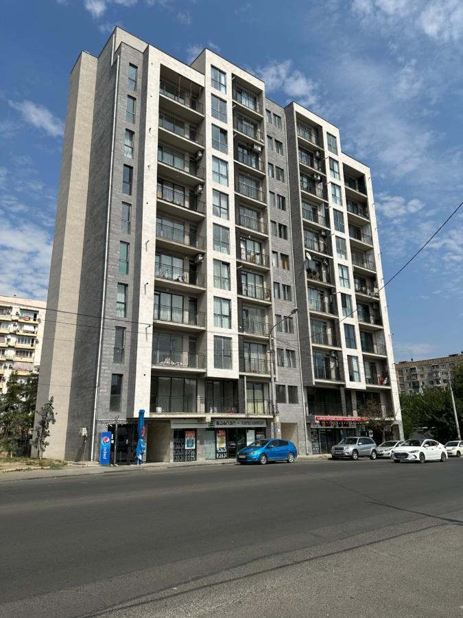 Gss - 5 Apartment Tbilisi Buitenkant foto